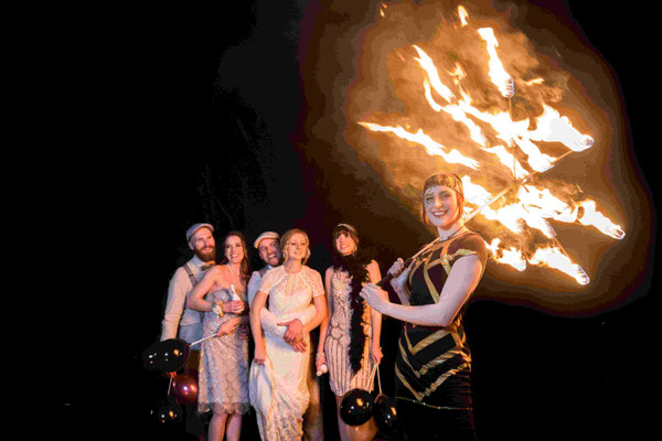 Hochzeits Feuershow eine wunderschöne Geschenk-Idee