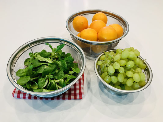 Nutzbar für Obst, Salat abspülen, Nudeln abgiessen und vieles mehr... Spülmaschinen geeignet da komplett aus Edelstahl - Siebe PC
