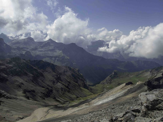 Blick vom Schwalmere ins Glütschtal