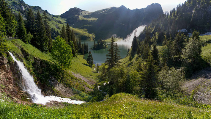 Wasserfall beim Hinterstockensee unterhalb vom Stockhorn