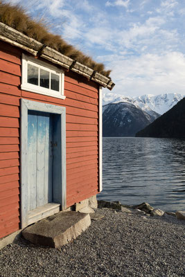 Kaupanger, Amlabukti