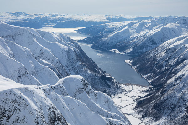 Vetlefjorden und Sognefjorden von Melsnipa