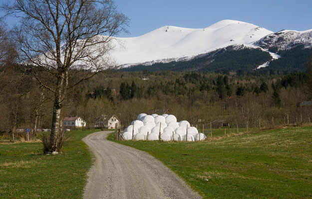 Vatne und Blåtinden, Sunnmørsalpane, Norwegen