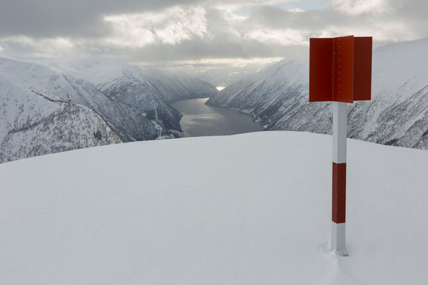 Fjærlandsfjorden vom Skredfjellet, Sogn og Fjordane, Norwegen