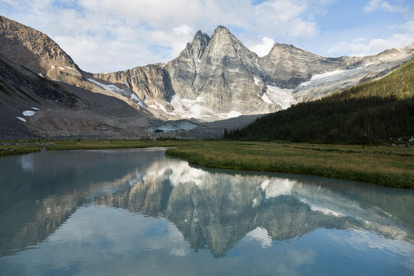 Hell Raving Creek, Siva Mountain, Pantheon Range, Kanada