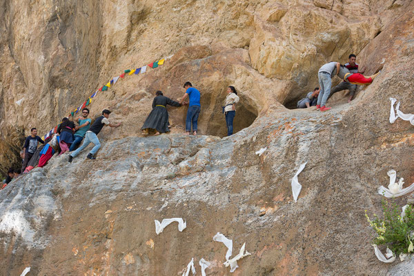 Phokar Urgyen Dzong Fest