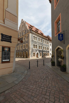 Pirna: Töpfergasse und Kirchplatz