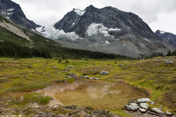 Nirvana Pass, Byamee Mountain, Pantheon Range