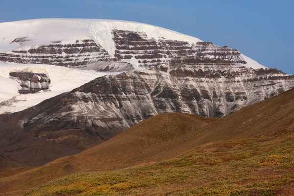 namenlose Berge im Eqip Ata 