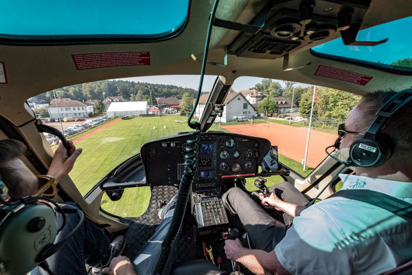 Elite Flights,  Rundflugtage wyga 2017, Wynau, Inbound, Cockpit view
