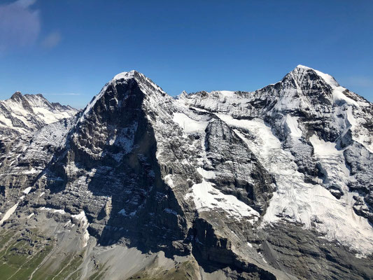 Elite Flights, Alpenrundflug mit Gletscherlandung, Alpenflug, Helikopterflug, Gletscherflug, Gletscherapéro, Eiger, Mönch