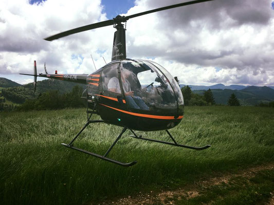 Elite Flights, HB-XZN, Robinson R22, Schnupperflug, Beromünster,  selbst Helikopter fliegen, selber Helikopter fliegen