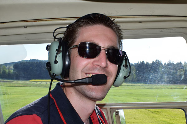 Elite Flights, Bell 206 Jet Ranger, HB-XXO, Rundflüge, Helikopterflug Luzern Beromünster