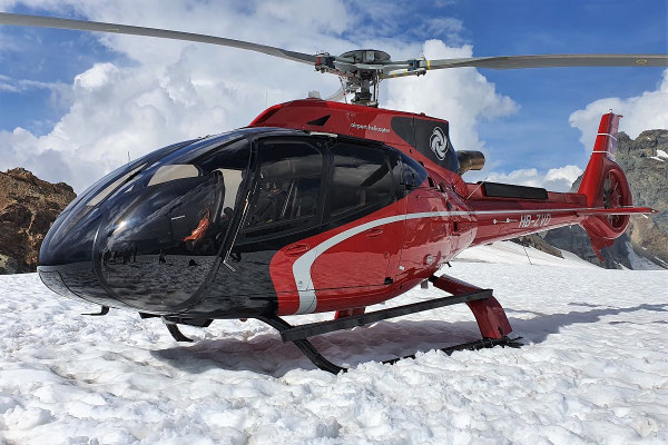 Elite Flights, HB-ZVD, EC 130 T2, Helikopterflug, Alpenrundflug mit Gletscherlandung,  Gletscherflug, Petersgrat