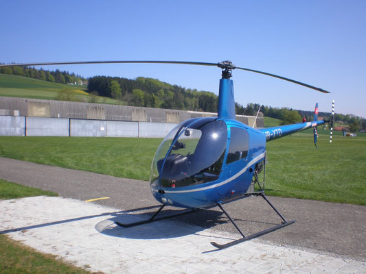 Elite Flights, HB-XTQ, Robinson R22, Schnupperflug, Beromünster,  selbst Helikopter fliegen, selber Helikopter fliegen