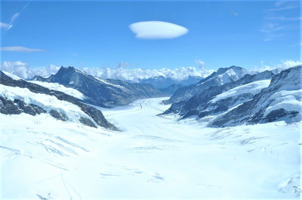 Elite Flights, Alpenrundflug mit Gletscherlandung, Helikopterflug,  Gletscherflug, Aletschgletscher, Konkordiaplatz, Fotoflug
