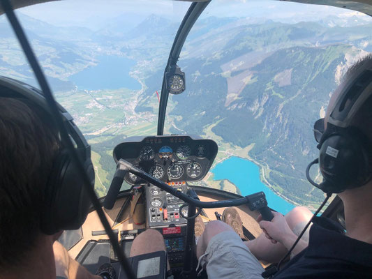 Elite Flights, HB-ZMM, Robinson R44, Schnupperflug, Helikopterflug,  selbst Helikopter fliegen, selber Helikopter fliegen