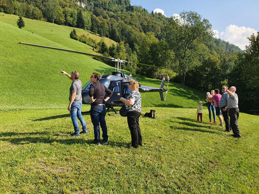 Elite Flights, Bell 206 Jet Ranger, HB-ZPZ, Luzern-Beromünster, Burezvieriflug, Helikopterflug, Schwanden NW