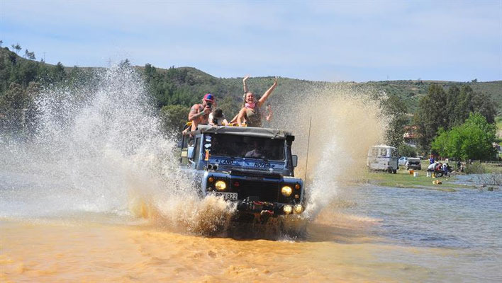 Side Jeep Safari 