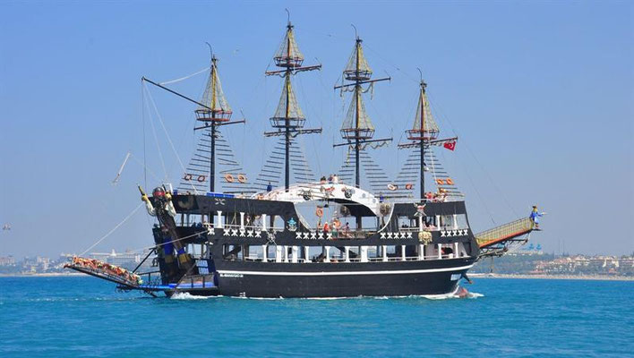 Piratenschiff Side | Beste Familien Bootstour in Side