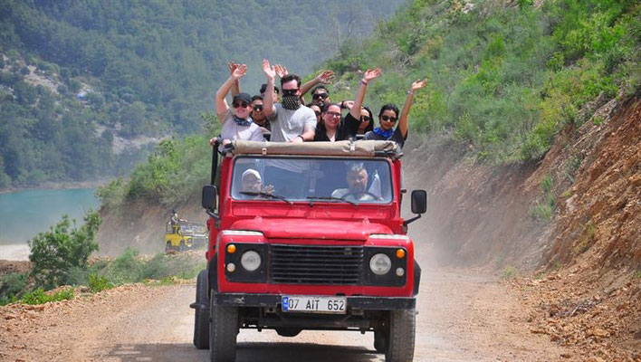 Side Jeep Safari 