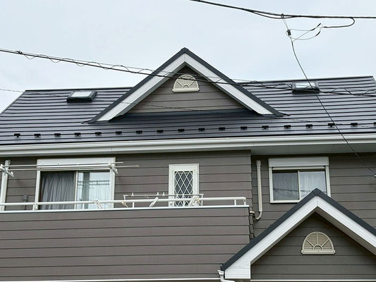 カバーリングで甦ったコロニアルネオの屋根