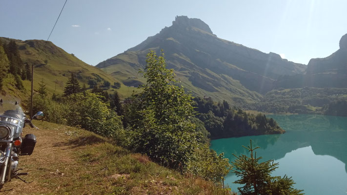 er dazugehörige Stausee,
