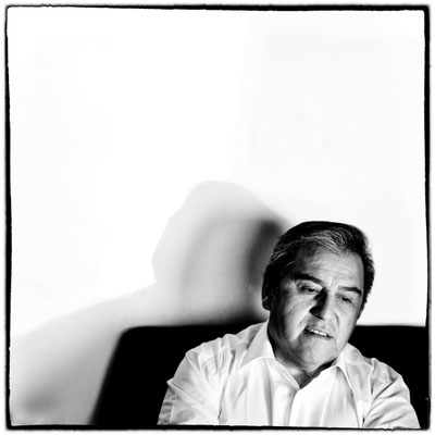 Sergio Campos, periodista, locutor de radio y profesor normalista.