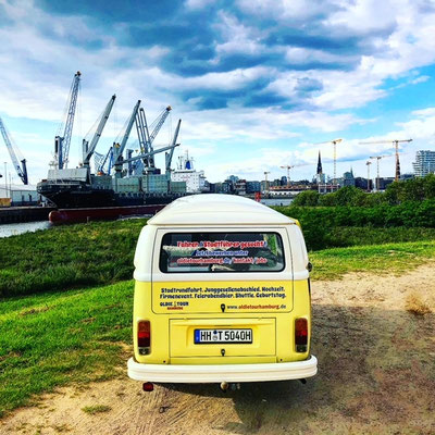 VW Bulli T2 Oldie Tour Hamburg Stadtrundfahrt