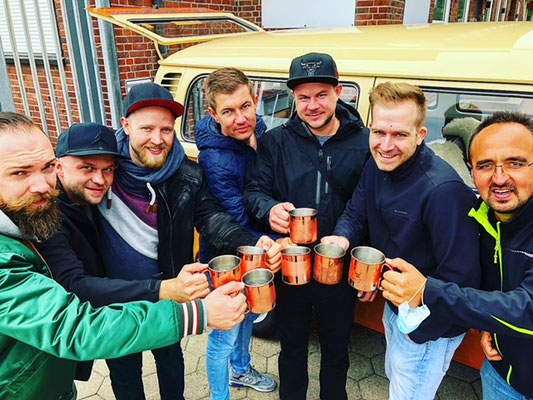 Junggesellenabschied Oldie Tour Hamburg mit Gin Tonic