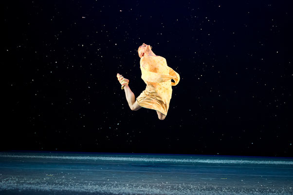 photo : Sylvie-Ann Paré | dancer : Manuel Roque