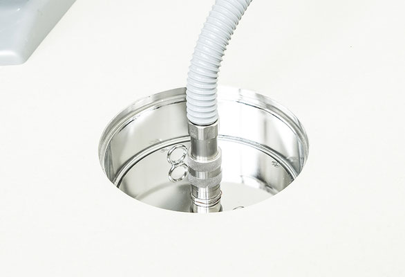 Drain with hose connection for operating theatres