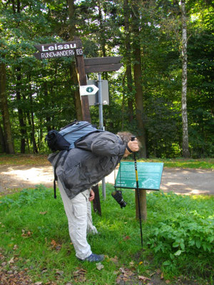 Auf dem Jean-Paul-Weg vor Goldkronach – Stationstafel 92 »Sonnen-Hymnus«