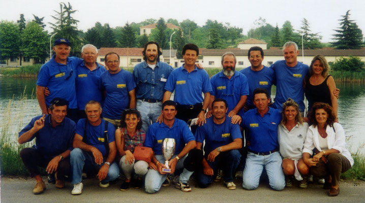   Fine anni '90 Gruppo RAVANELLI. Peschiera Fiume Mincio