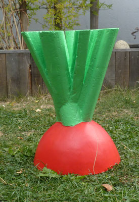 Radis sculpté en béton