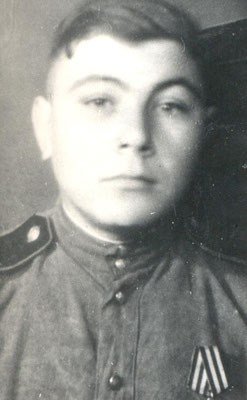 Конюхов Иннокентий Петрович  19 марта 1925 год