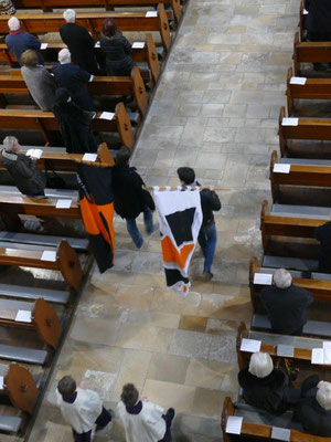 2019 12 01 Kolping Gedenktag Einzug in den gottesdienst