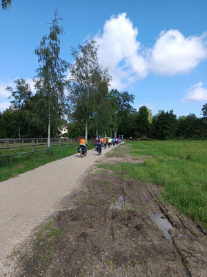 2024 06 22 Kolping Radelfahrt Schmuttertal richtung Hainhofen