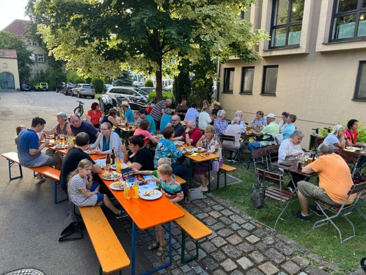 2025 07 18 Pfarreigrillen mit Kolping