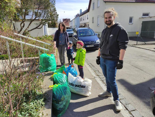 18. März 2023 Kolping Gebrauchtkleidersammlung