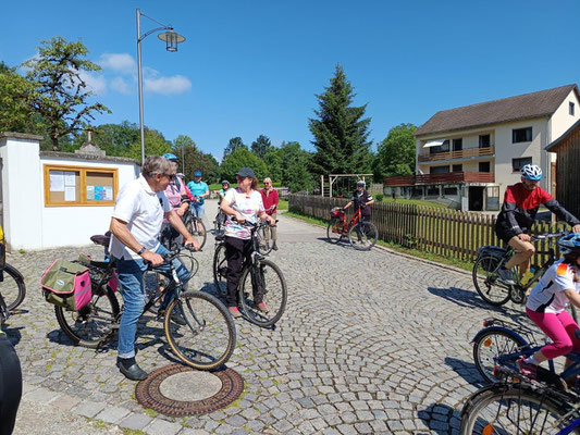 2024 06 22 Kolping Radelfahrt Hainhofer St. Stephanus- Kirche 