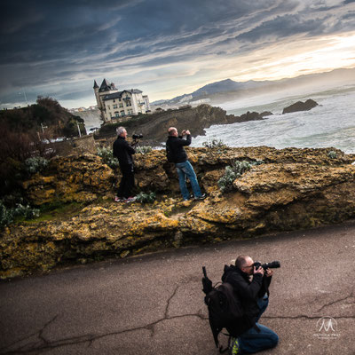 TEMPÊTES HIVERNALES À BIARRITZ   Instantanées de la justement baptisée tempête « Hercule » en 2014 aux dernières grosses dépressions hivernales gonflées sur l’océan Atlantique, qui déferlent sur la côte basque, ici à Biarritz.  Coups de tabac copieusement