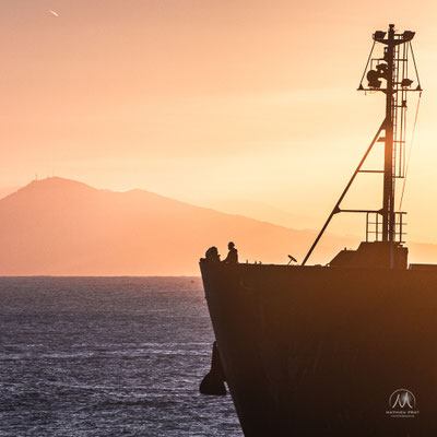 SOLITUDES MARITIMES Côte Basque et Sud Landes  Âmes vagabondes solitaires, contemplateurs d’éléments à l’oeil nu, ou armés d’appareils photographiques. Simples promeneurs, ou aventuriers discrets en pleine apnées interrogatives secrètes, animée d’obscures