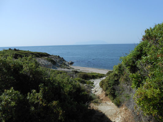 Eine kleine Bucht Nähe Petrota Beach