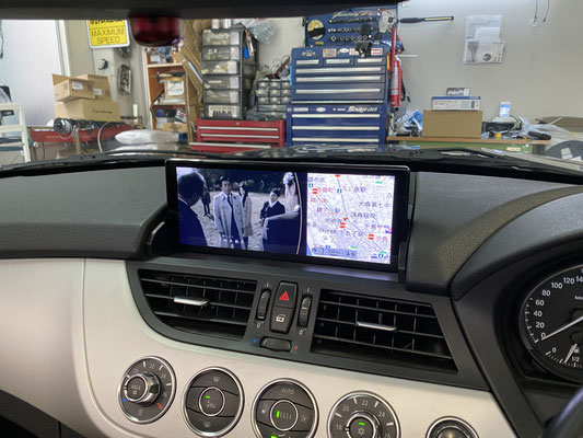 BMW E89 Z4 アンドロイドモニター取り付け+バックカメラ取り付け BMW E89 Z4 アンドロイドモニター取り付け+バックカメラ取り付け