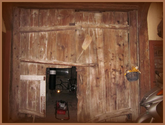Ancienne porte de la grange sauvegardée