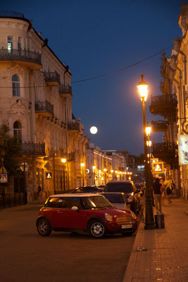 Astrakhan night life