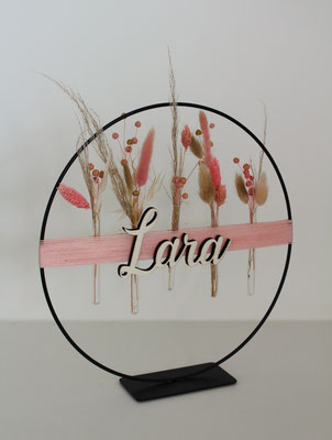 Flowerhoop 30 cm met buisjes & houten naam - € 50 - art. BUISJESNAAM