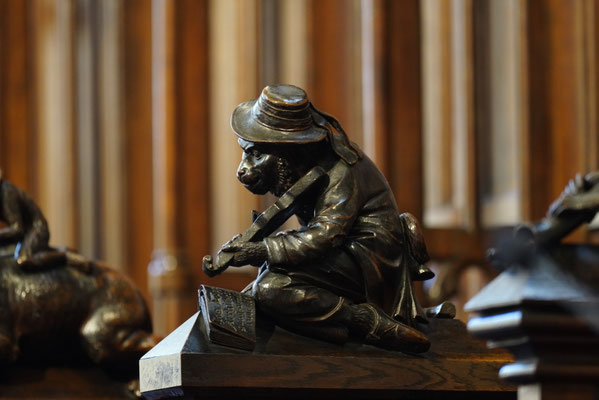 Chorgestühl im Martinsdom