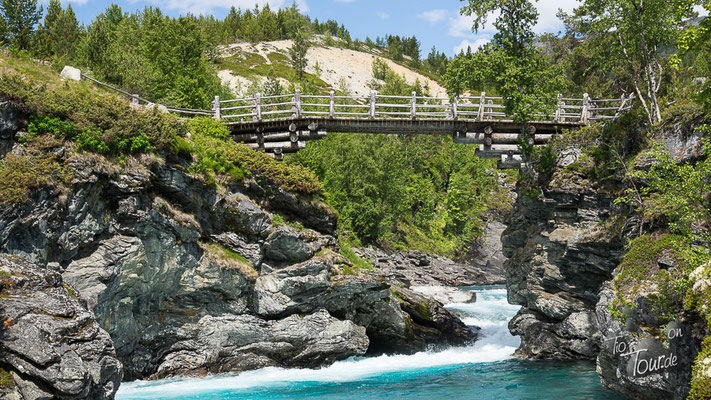 Wanderung am Wasserfall